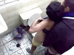 প্রলোভনসঙ্কুল হানা রাজা দির বাংলাচুদাচুদি দেখান সঙ্গে ছোট চুল